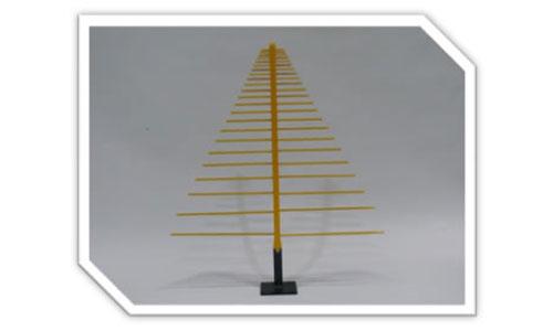 Single Polarization Log-Periodic Antenna