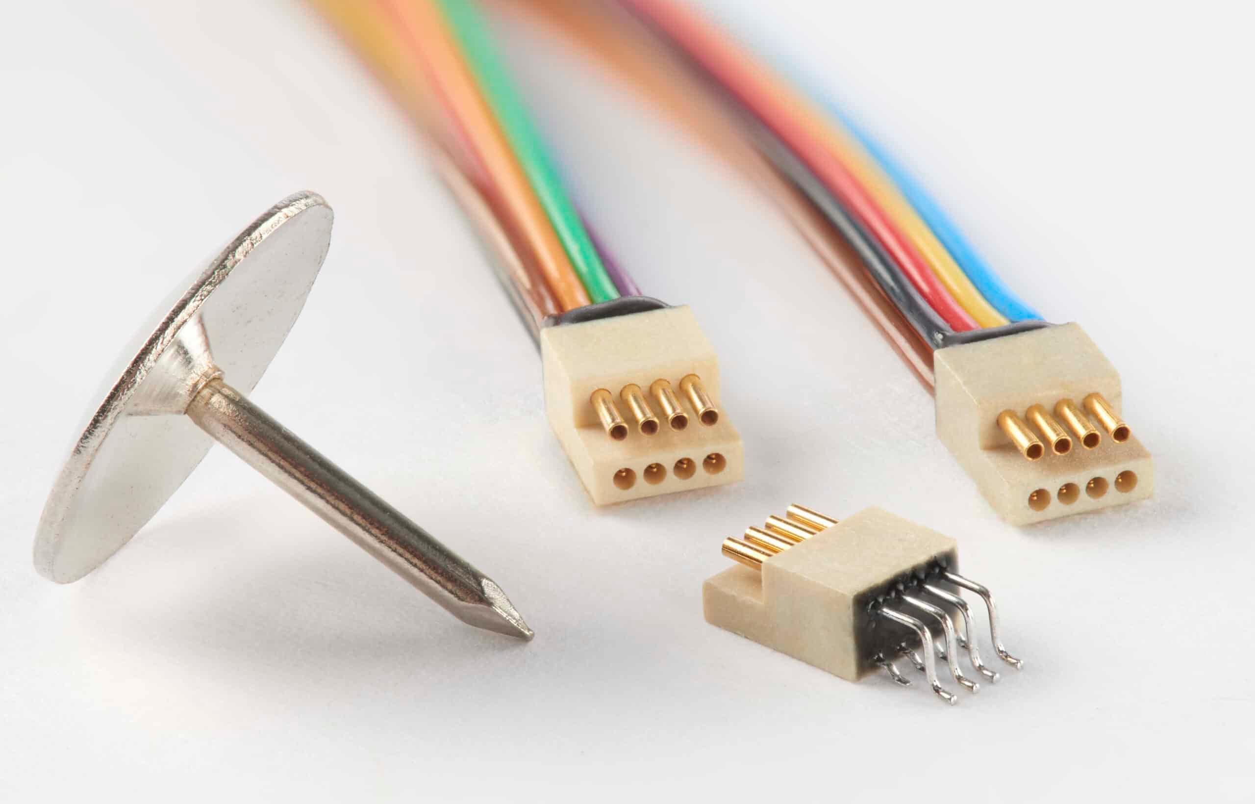 Polarized Nano Connectors